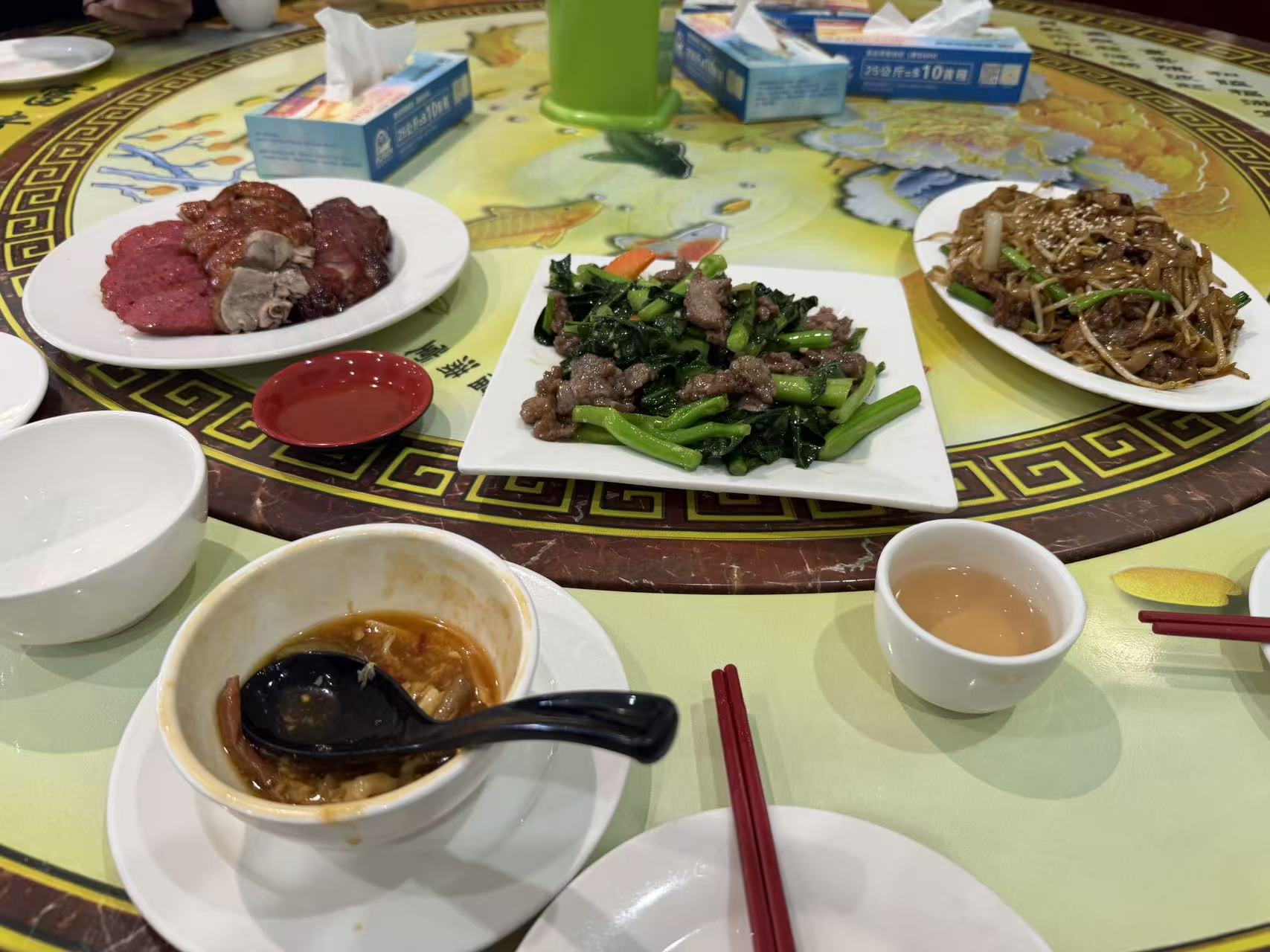 公园里的湖
